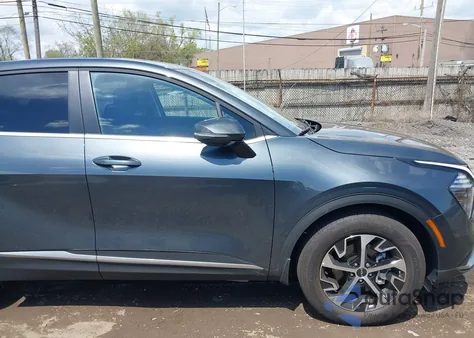2024 Kia Sportage Ex из США, поврежденный, VIN KNDPV3DF8R7313690